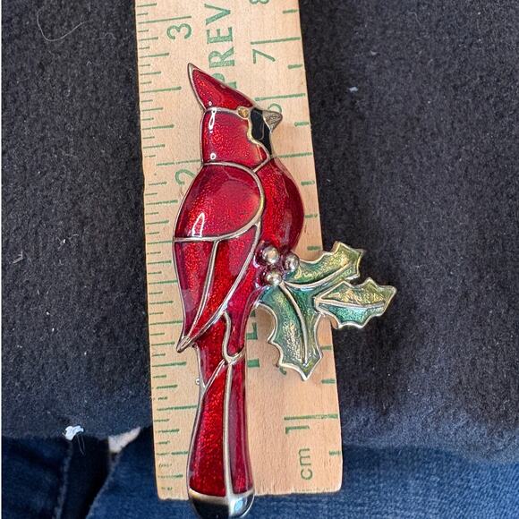 Vintage Gold Tone Red Enamel Cardinal Bird Green Leaf Brooch - Picture 3 of 3